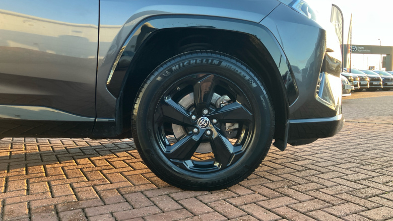 Toyota RAV4 2.5 VVT-i Hybrid Dynamic 5dr CVT 2WD Hybrid Estate